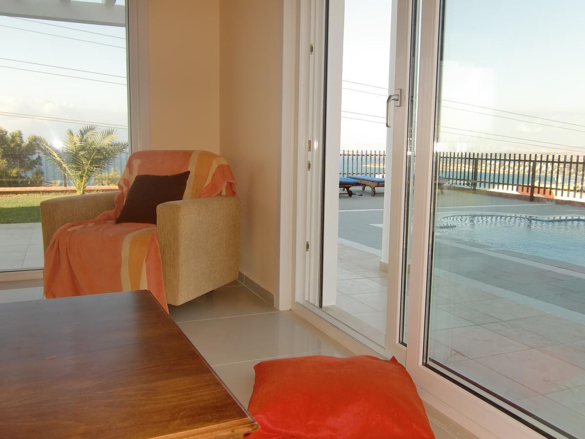 Luxury Villa With Amazing View, Çeşme Exteriör bild