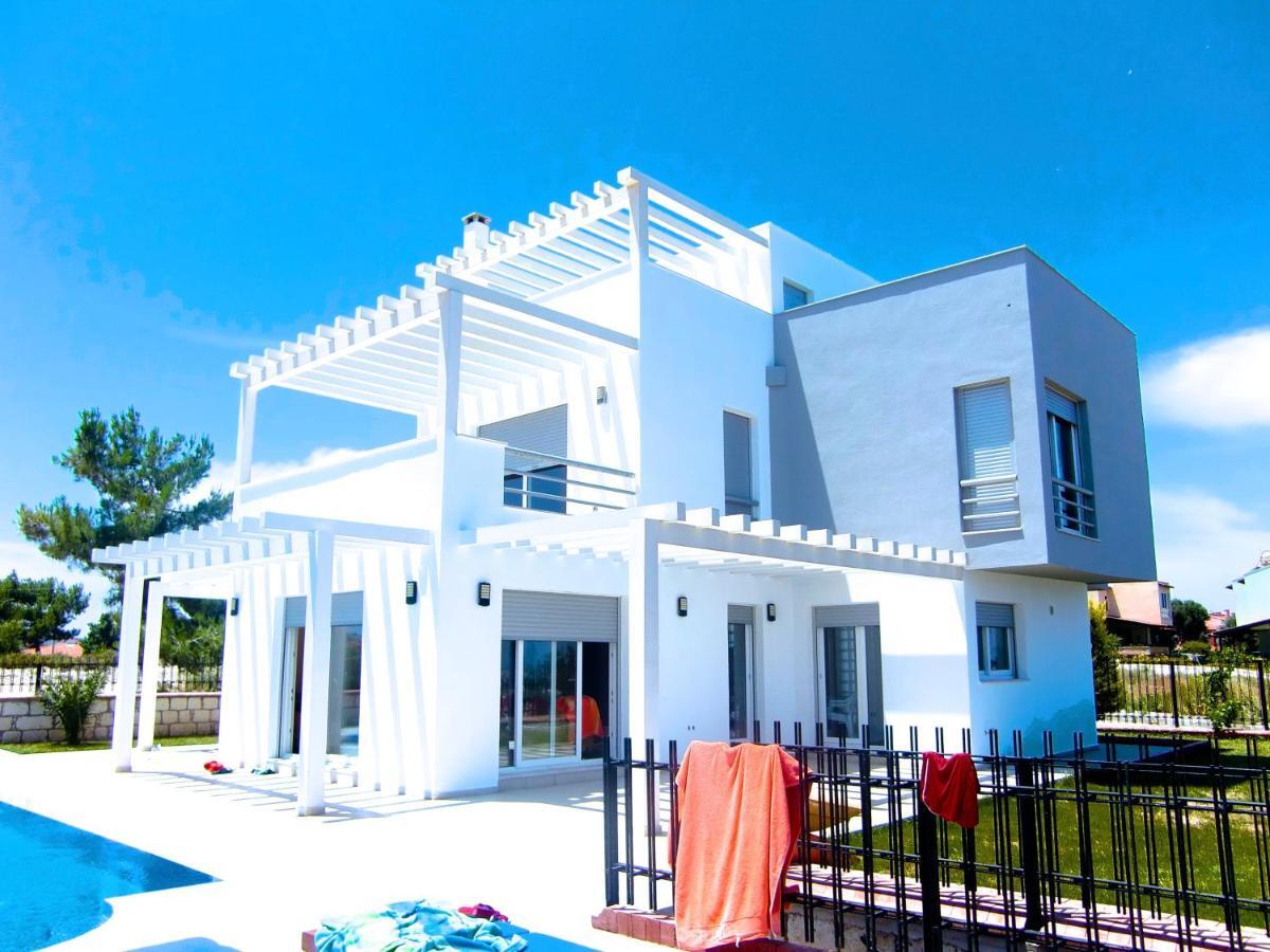 Luxury Villa With Amazing View, Çeşme Exteriör bild